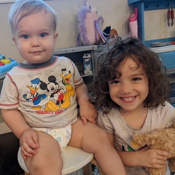 Meet your Posher, Elyse - Picture 13 of 14